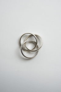 Trois ring