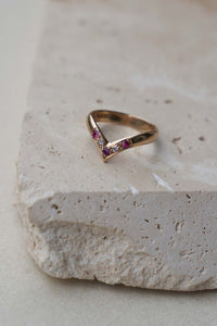 Atelier l'Été massief goud 9 karaat solid gold goud waterproof ring goudenring cadeau vrouwenring vintage vintagering ring met stenen